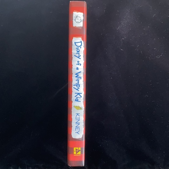 Diary of a Wimpy Kid by Jeff Kinney - Picture 2 of 6